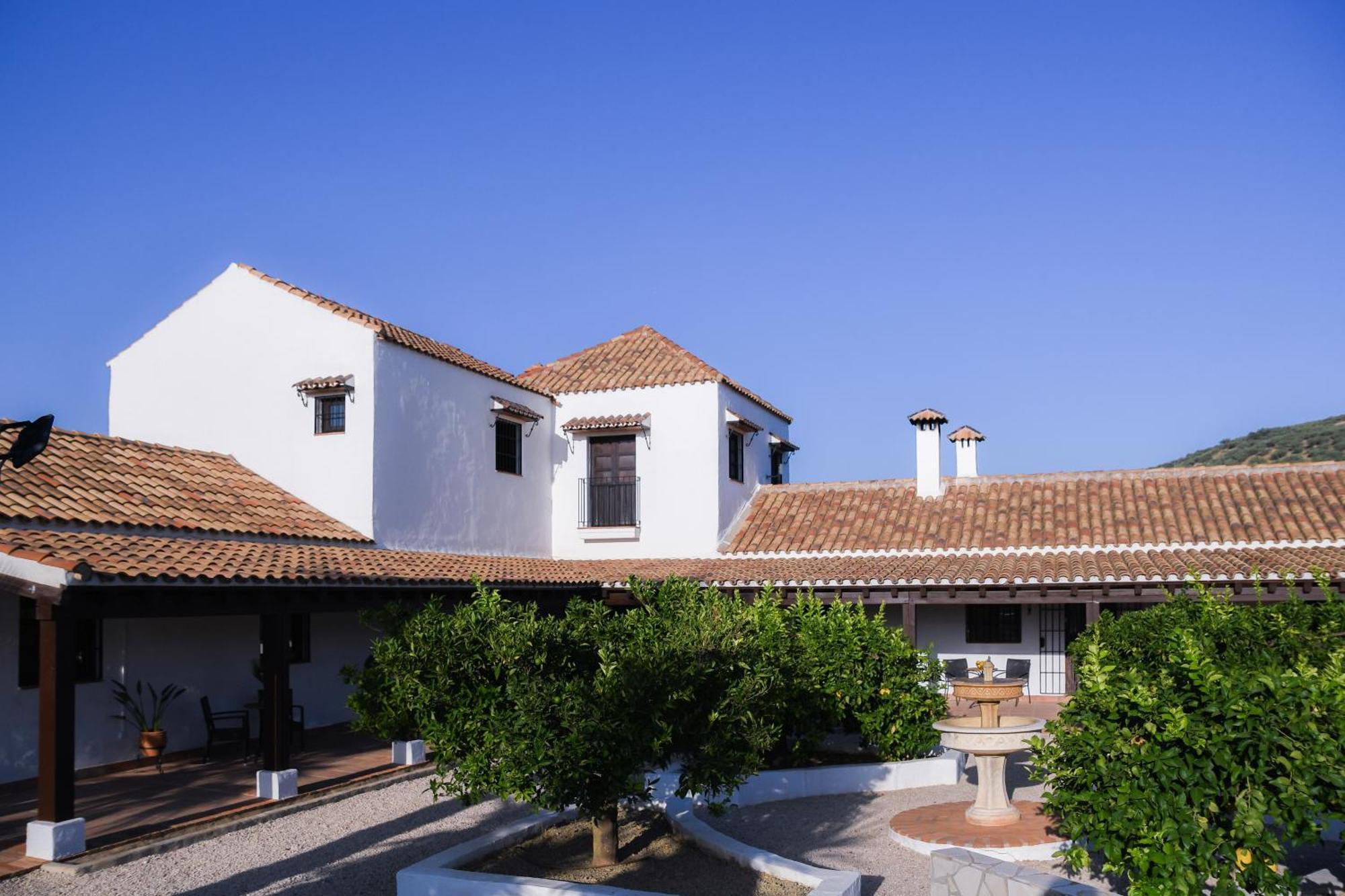 Hacienda Riogordo Bed & Breakfast Exterior photo